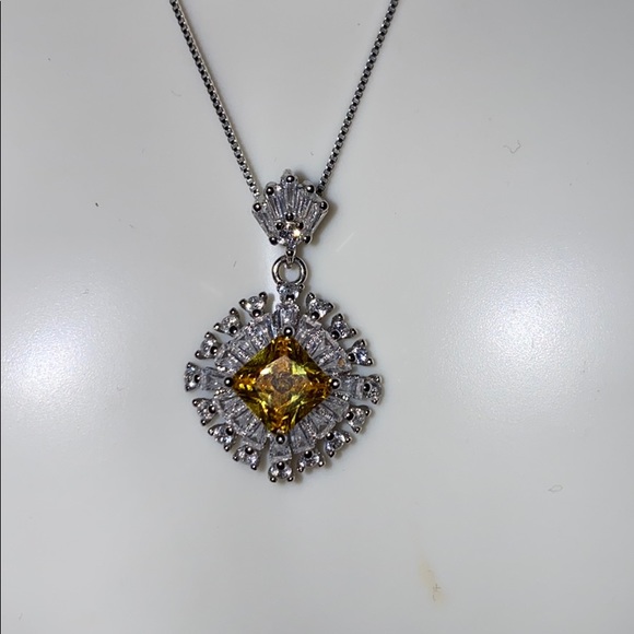 Jewelry - Sterling Silver Necklace